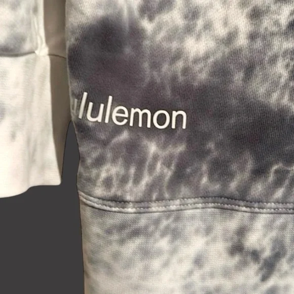 LULULEMON PERFECTLY OVERSIZED CREW *TIE DYE IN MARBLE DYE CLASSIC NAVY SZ M - Picture 7 of 7